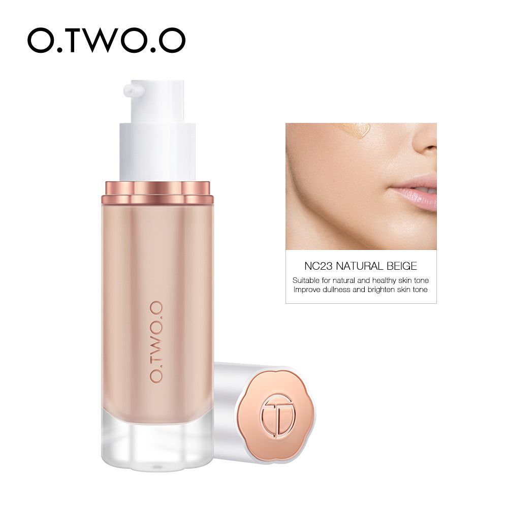 Illuminating Foundation Smooth and Makeup-Free Hydrating Long-Lasting Foundation