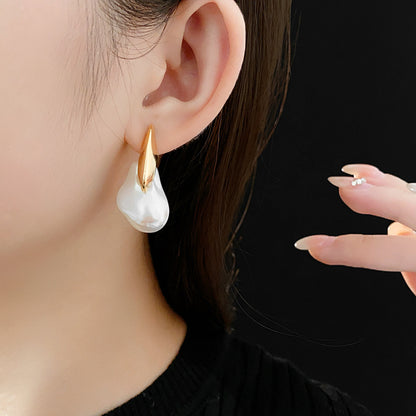 Fashion niche light luxury irregular earrings