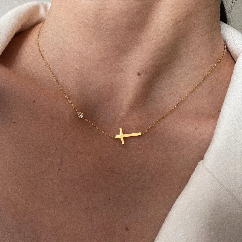 18k gold collarbone chain with micro inlaid cross necklace