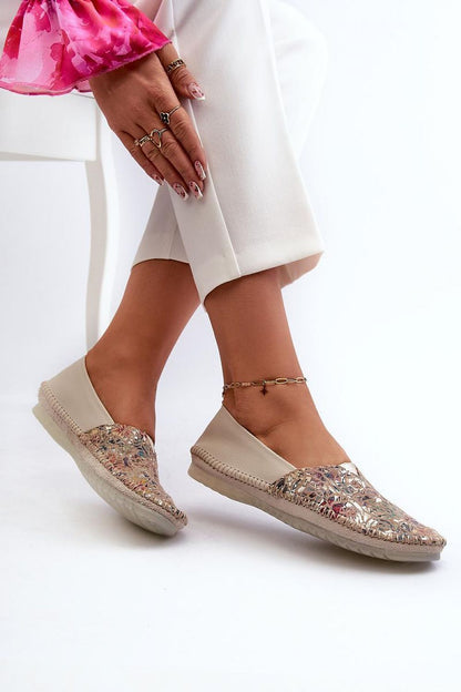 Ballet flats Step in style