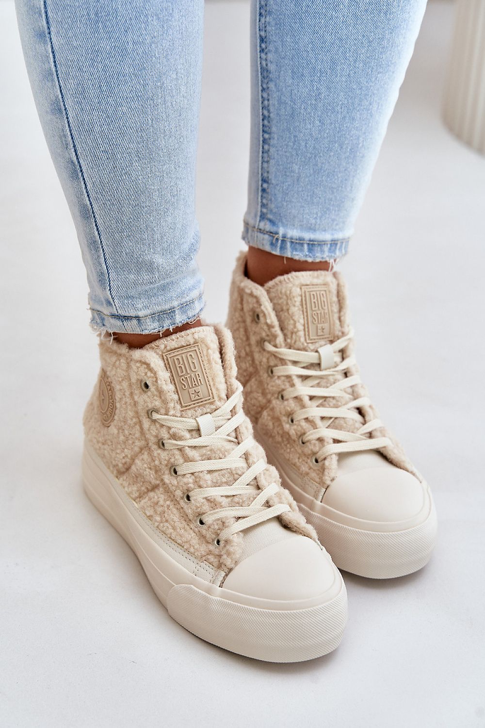 Sneakers Step in style