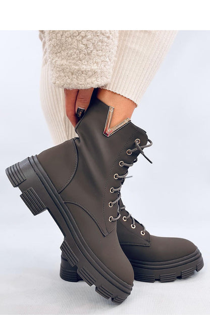 Boots Inello