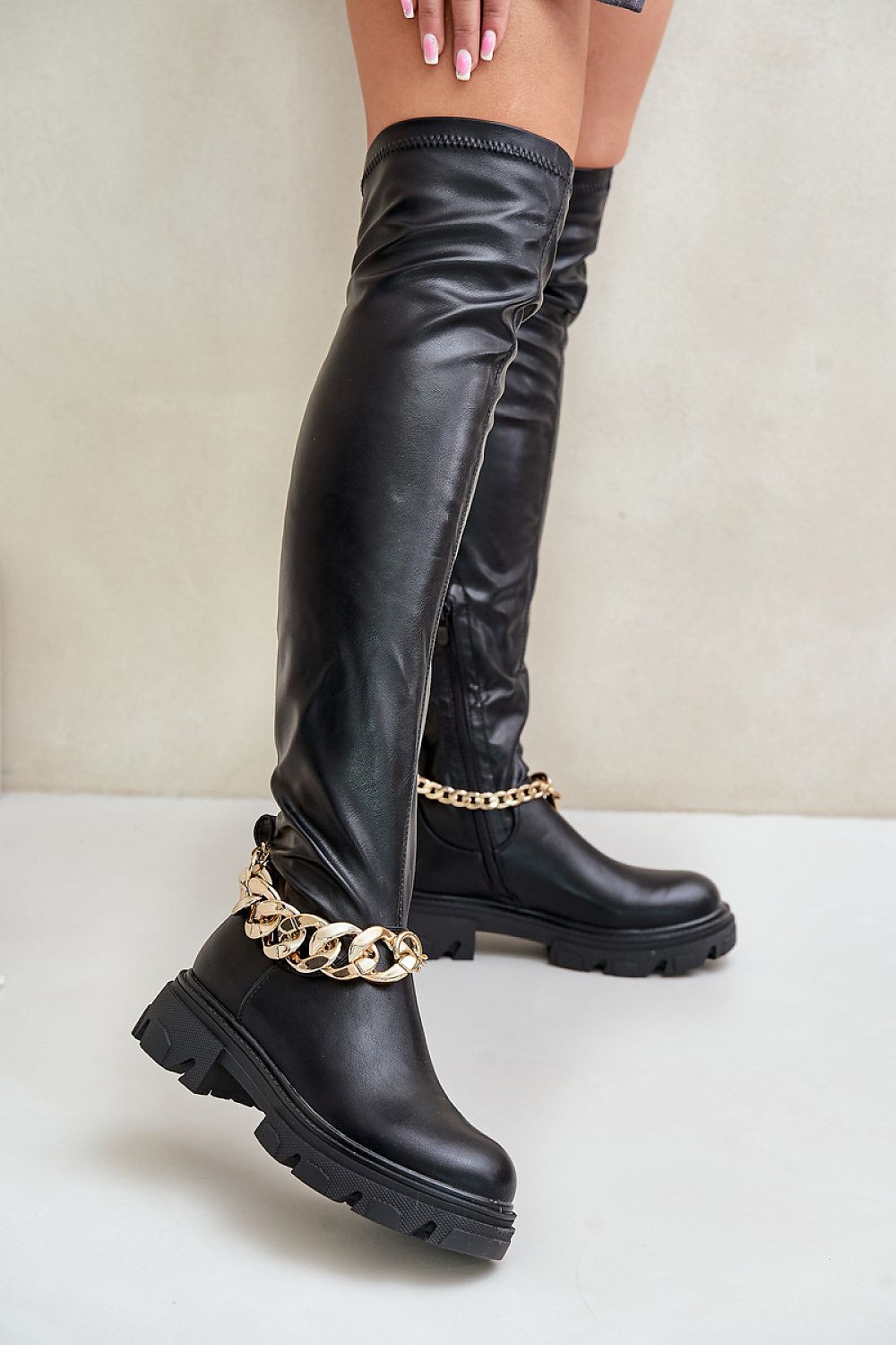 Thigh-Hight Boots Step in style